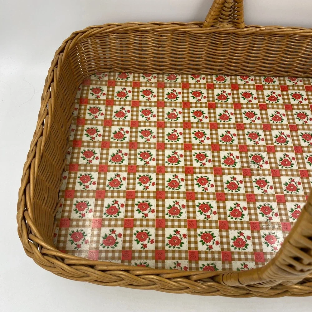 Vintage Large Woven Wicker Basket Gingham Lining Country Rustic Shabby Chic